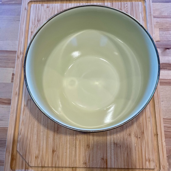 Enamel Nesting Mixing Bowls, Cabernet Pattern by Tabletops Unlimited, Set of 4 - Picture 4 of 9
